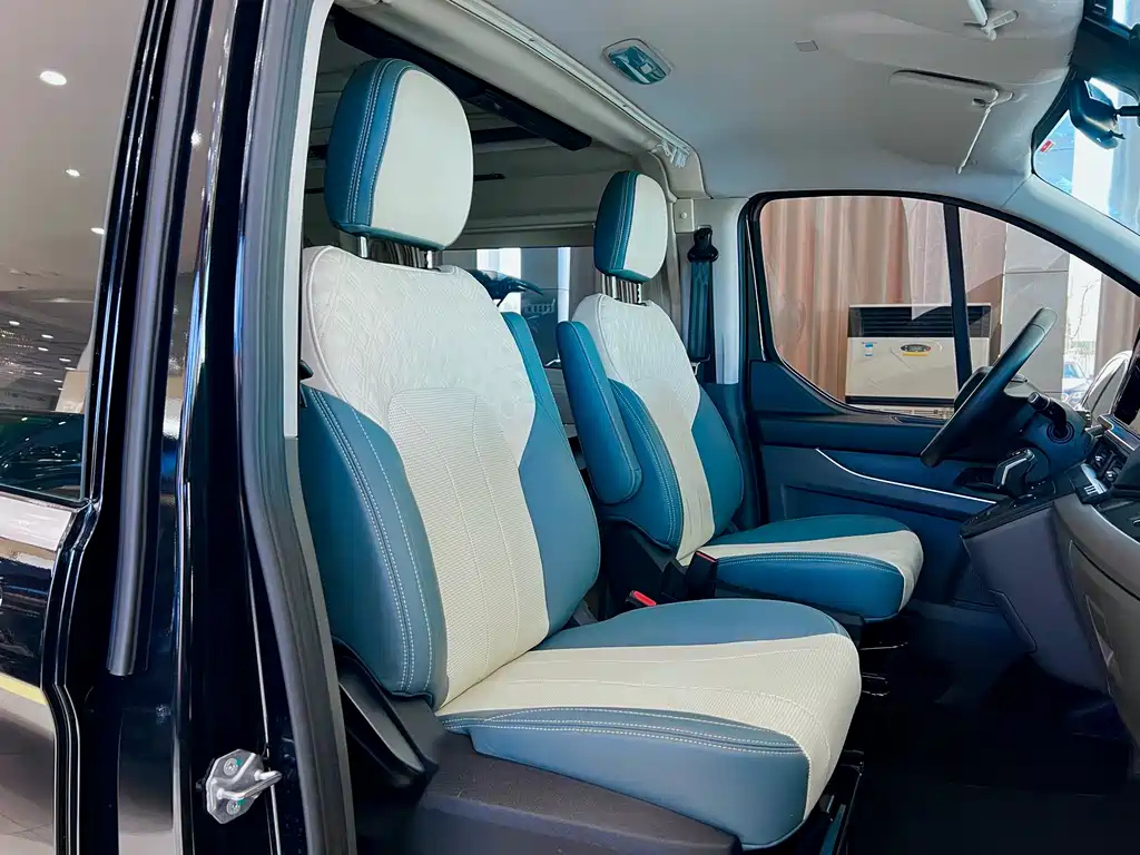 FORD TRANSIT 2024