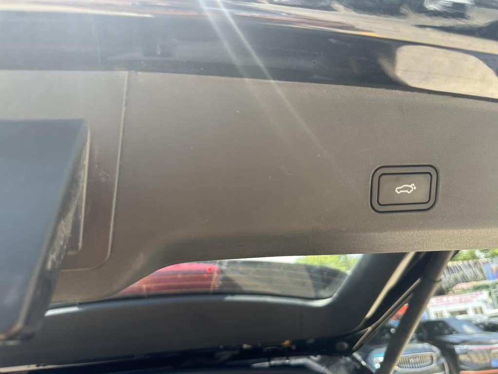 GEELY AUTO MONJARO 2024
