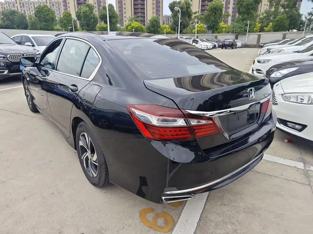 HONDA ACCORD 2017