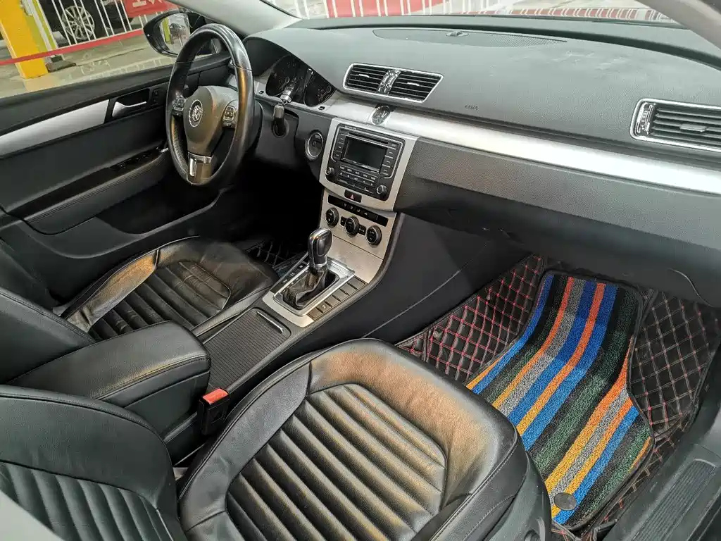 VOLKSWAGEN MAGOTAN 2016