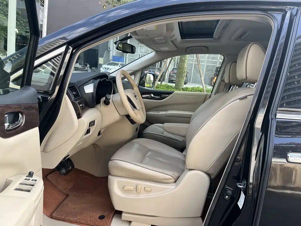 NISSAN QUEST 2014