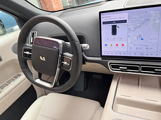 LI AUTO L8  2024 YEAR PRO 2024