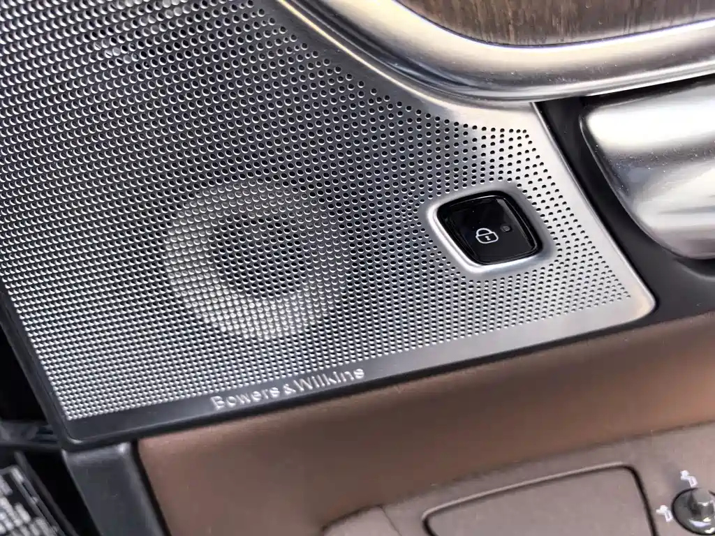 VOLVO S90 2024