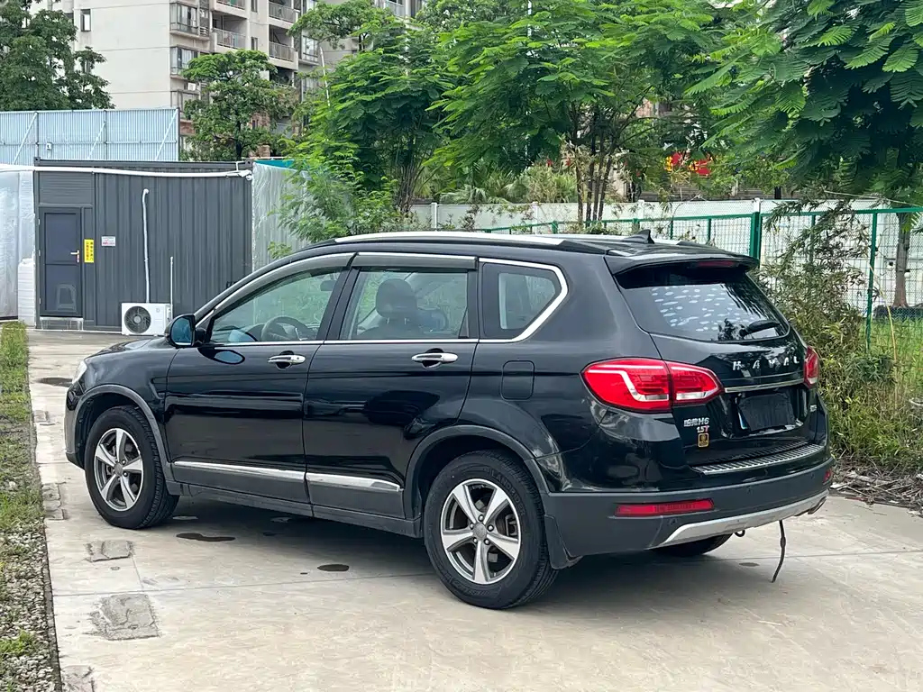 HAVAL H6 2015