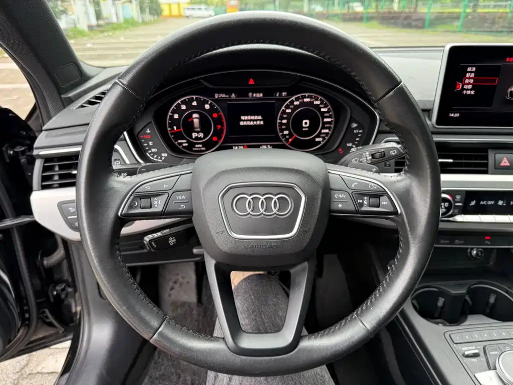 AUDI A4 IMPORT 2020