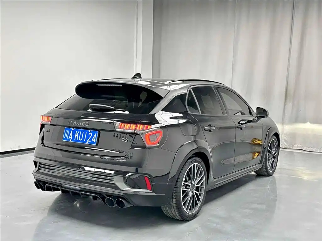 LYNK&CO 02 HATCHBACK 2021