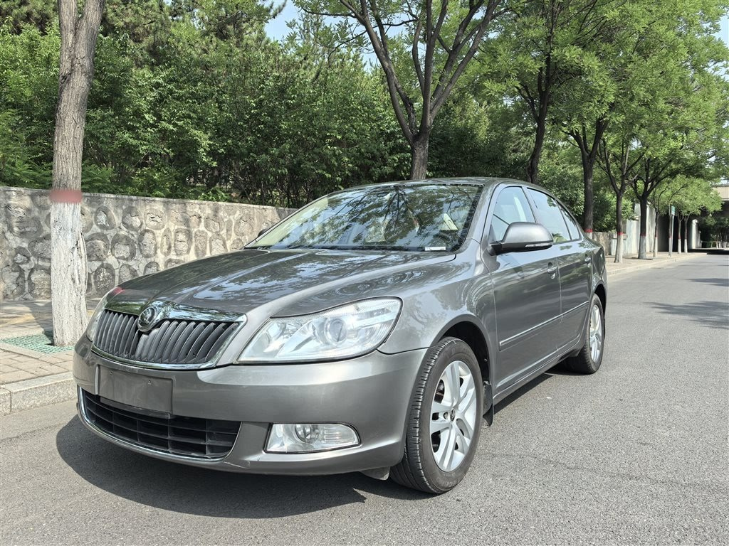 SKODA OCTAVIA 2014