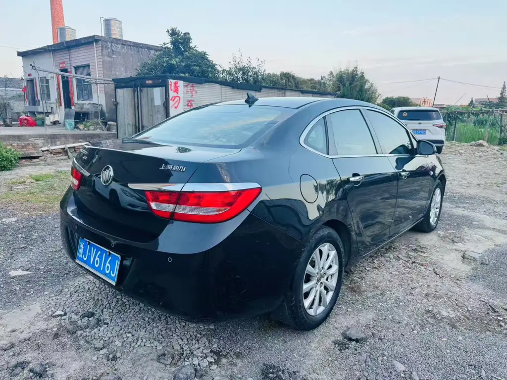 BUICK EXCELLE 2013