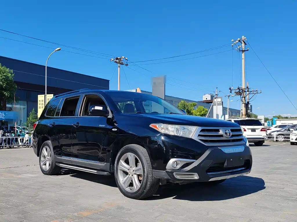 TOYOTA HIGHLANDER 2012