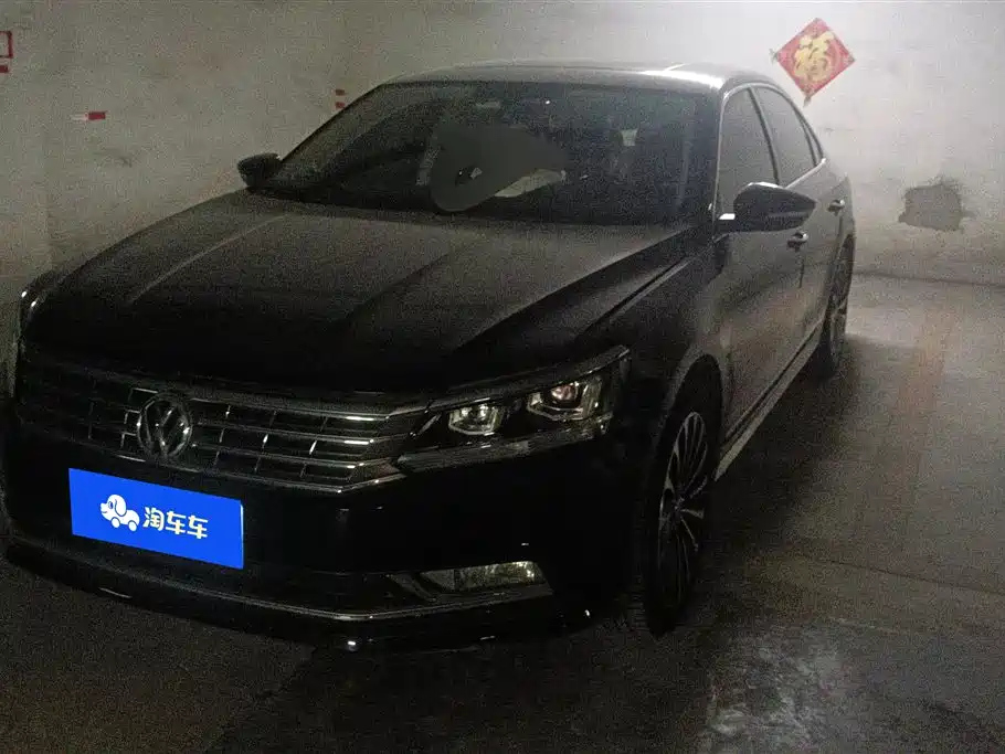 VOLKSWAGEN PASSAT 2017