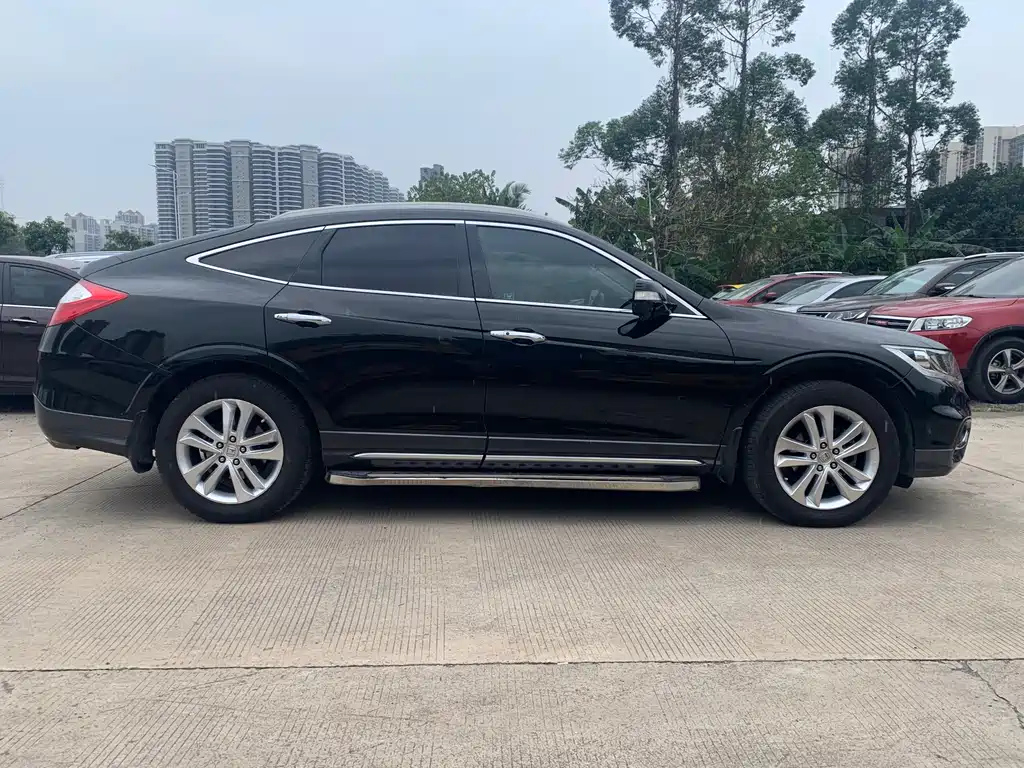 HONDA CROSSTOUR 2014