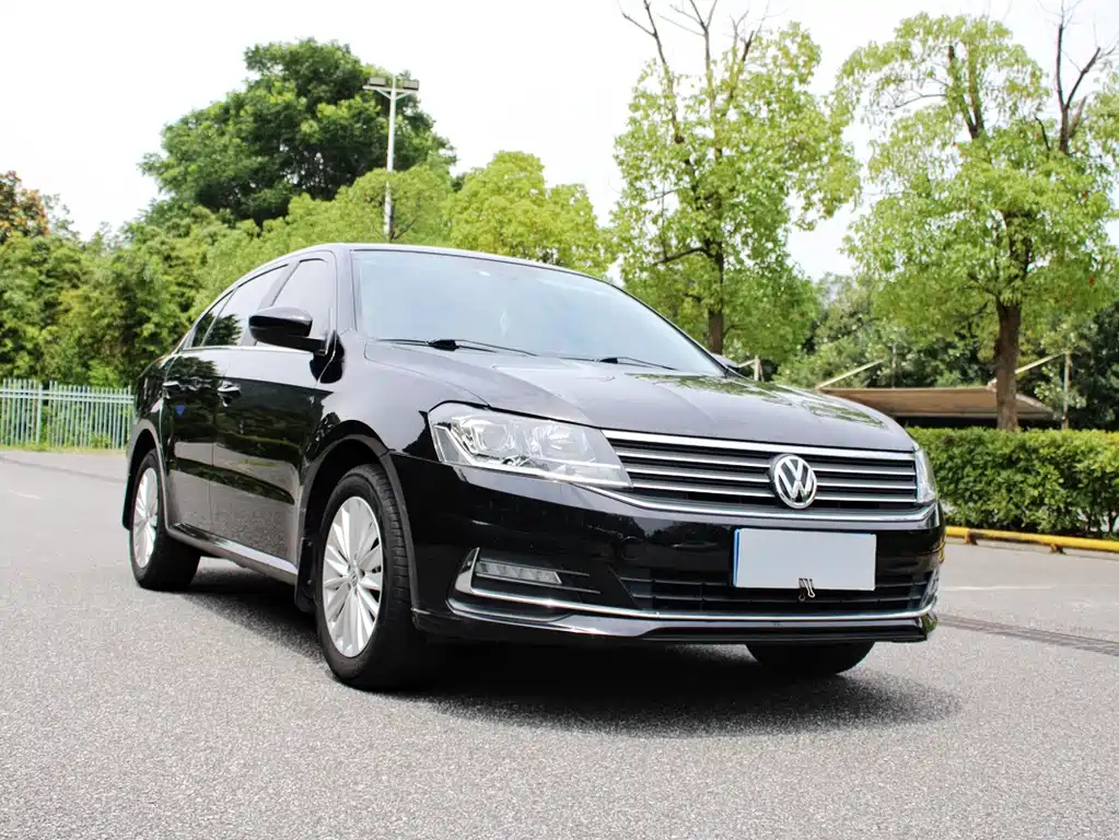 VOLKSWAGEN LAVIDA 2019