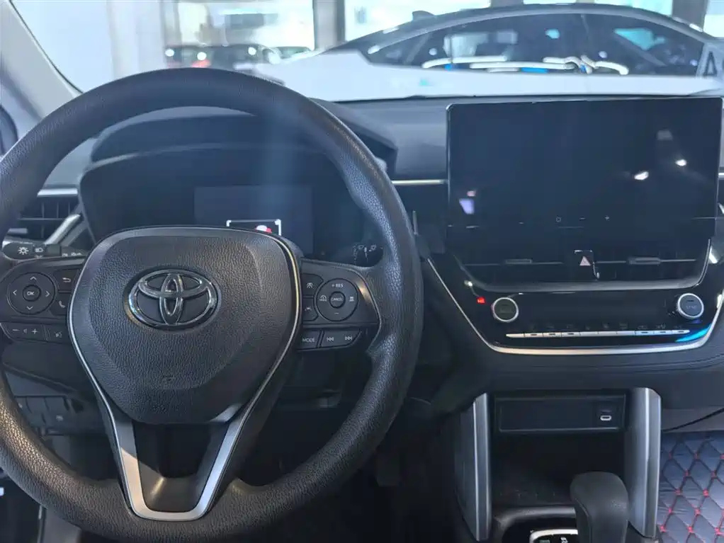 TOYOTA FRONTLANDER 2023