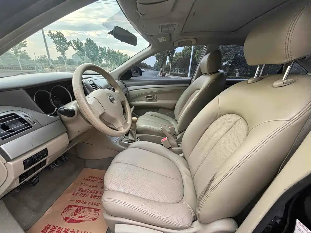 NISSAN SYLPHY 2012