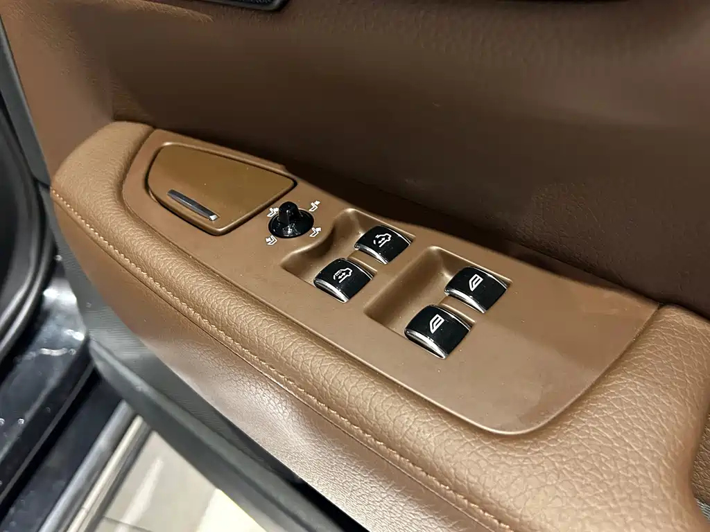 VOLVO S90 2021