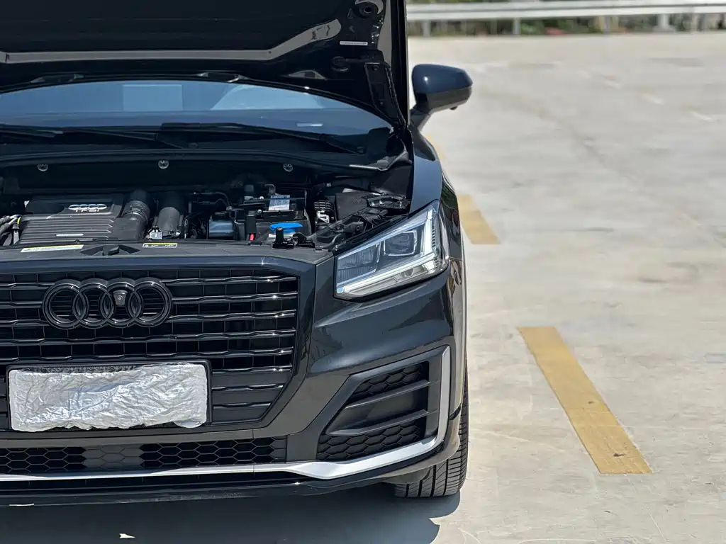 AUDI Q2L 2018