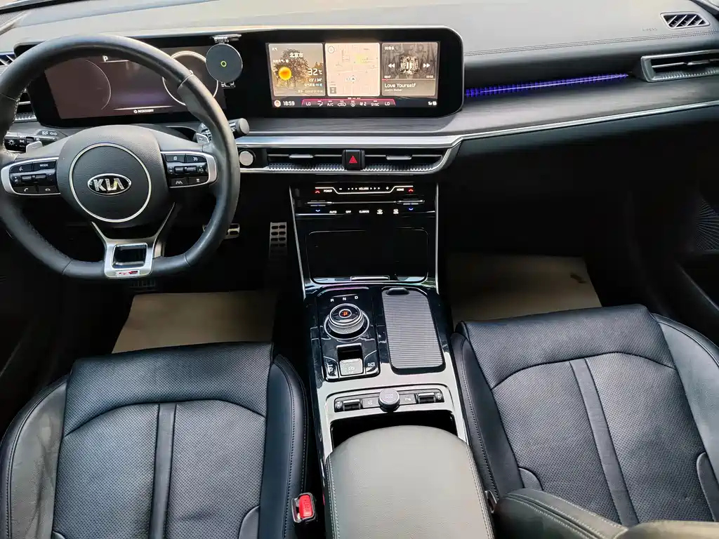 KIA K5 2021