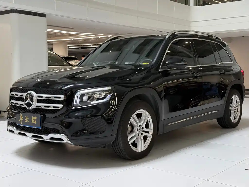 MERCEDES BENZ GLB 2023