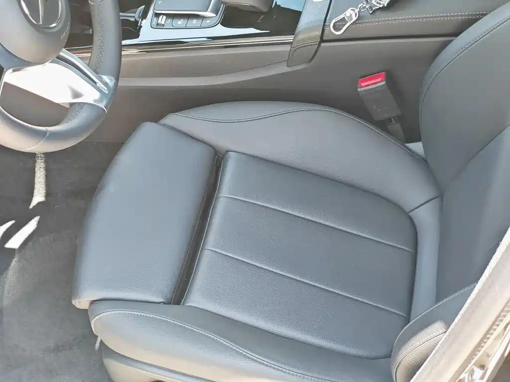 MERCEDES BENZ A-CLASS 2024
