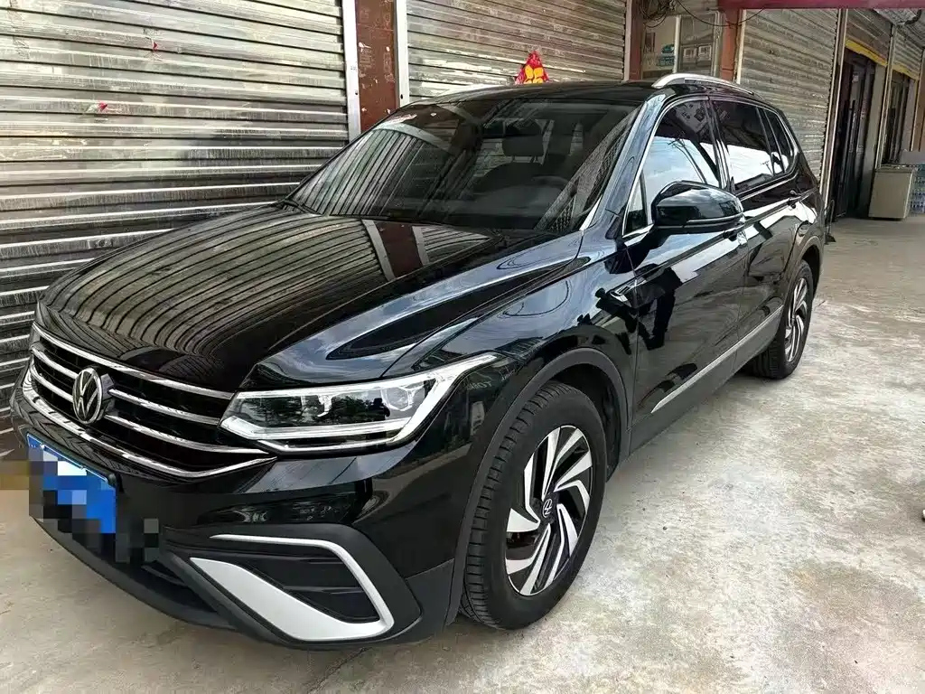 VOLKSWAGEN TIGUAN L 2023