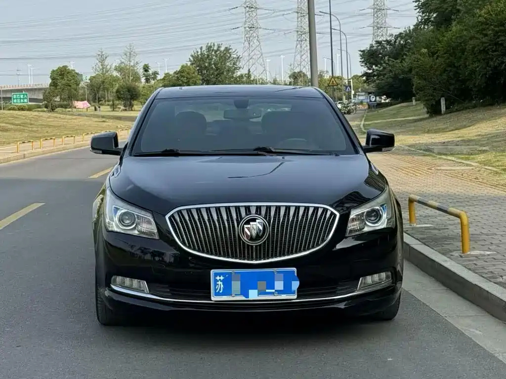 BUICK LACROSSE 2013