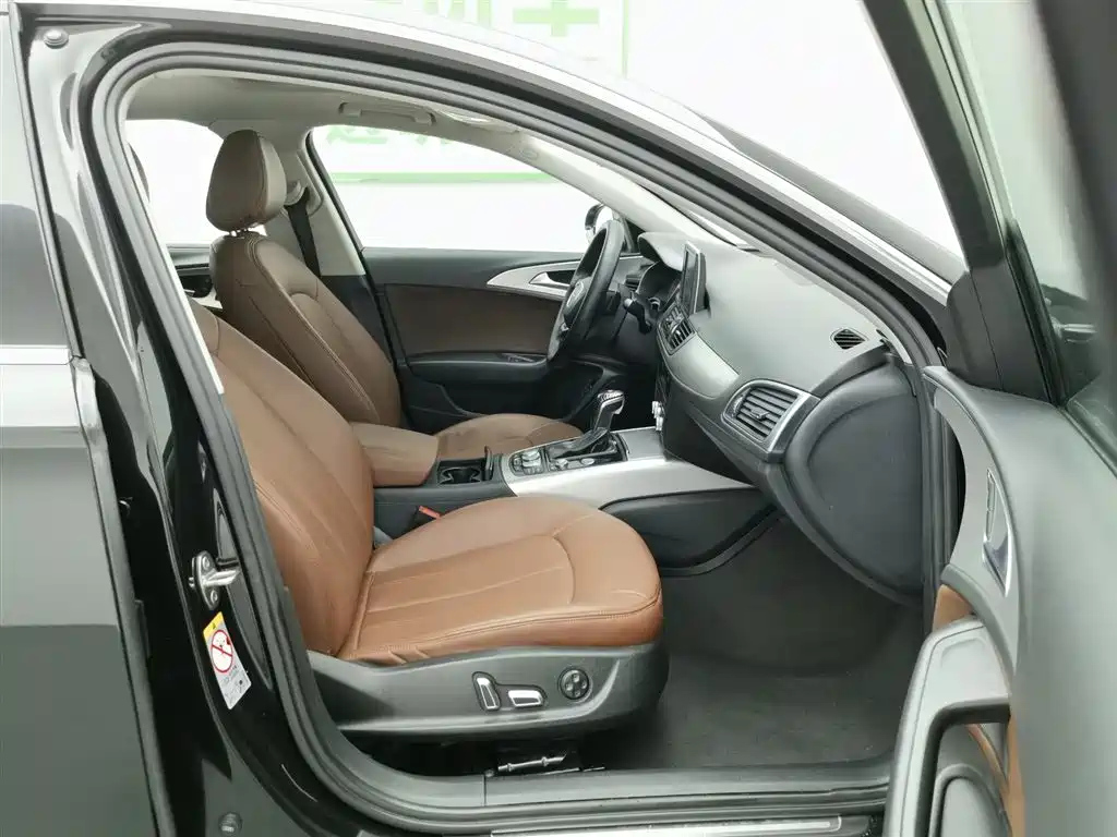 AUDI A6L 2016