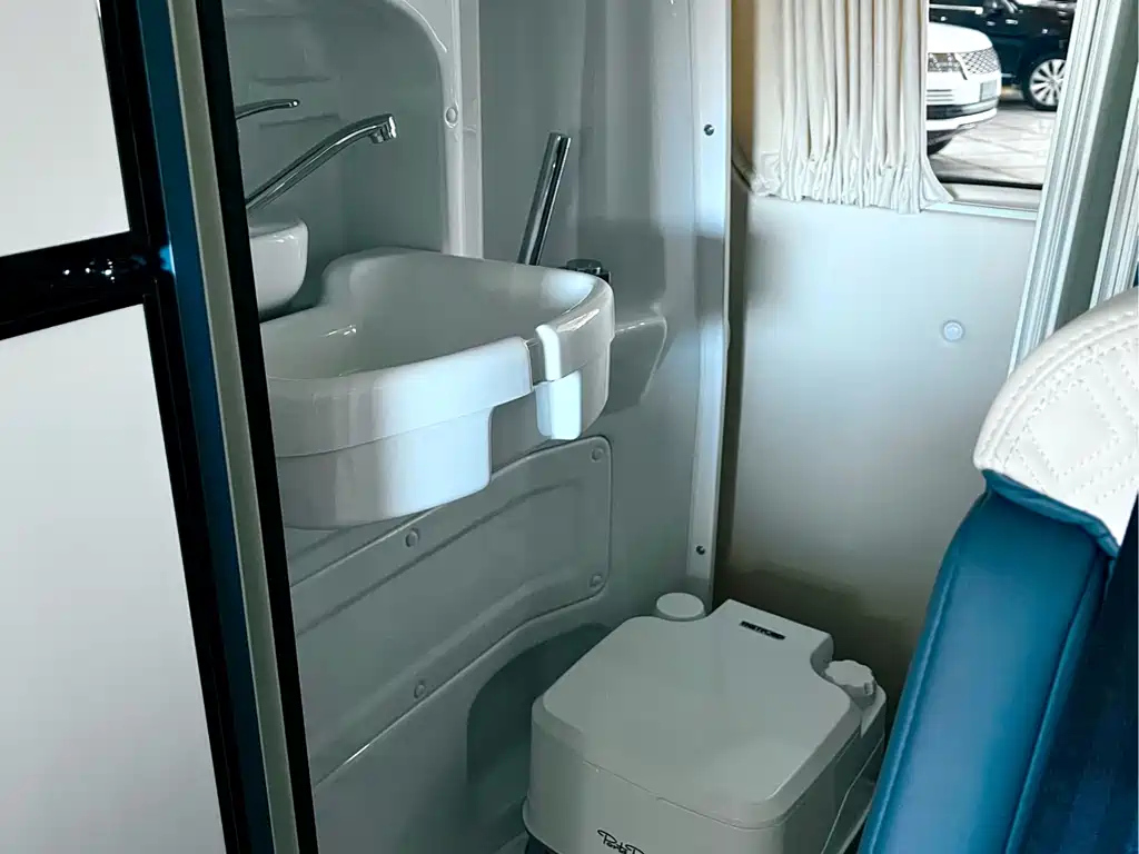 FORD TRANSIT 2024