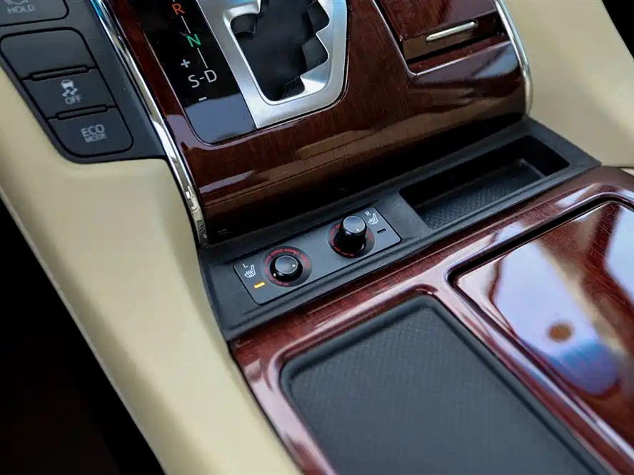 TOYOTA ALPHARD 2018