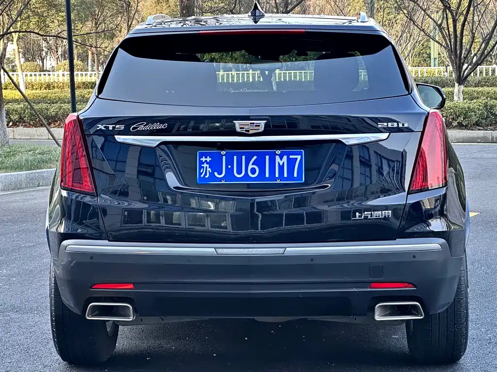 CADILLAC XT5 2021