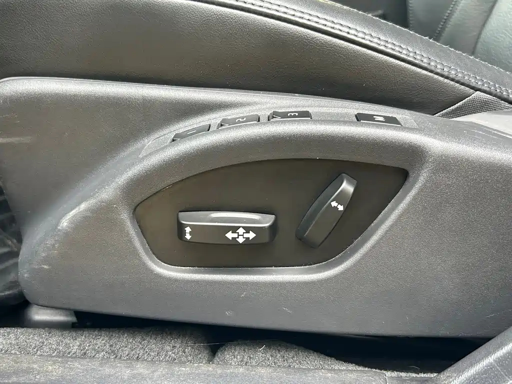 VOLVO V60 2013