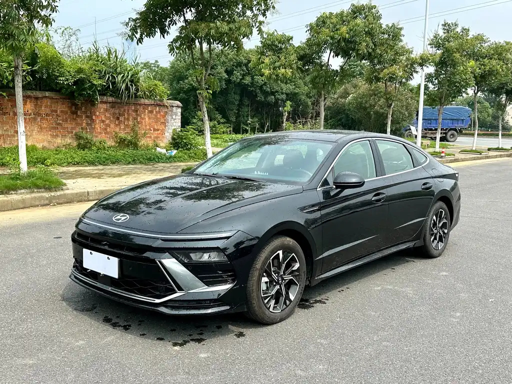 HYUNDAI SONATA 2024