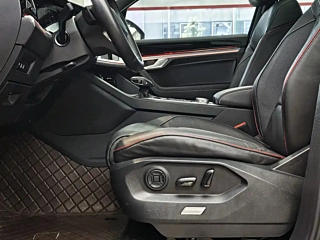 VOLKSWAGEN TOUAREG 2022 YEAR 3.0TSI SHARP & 2022