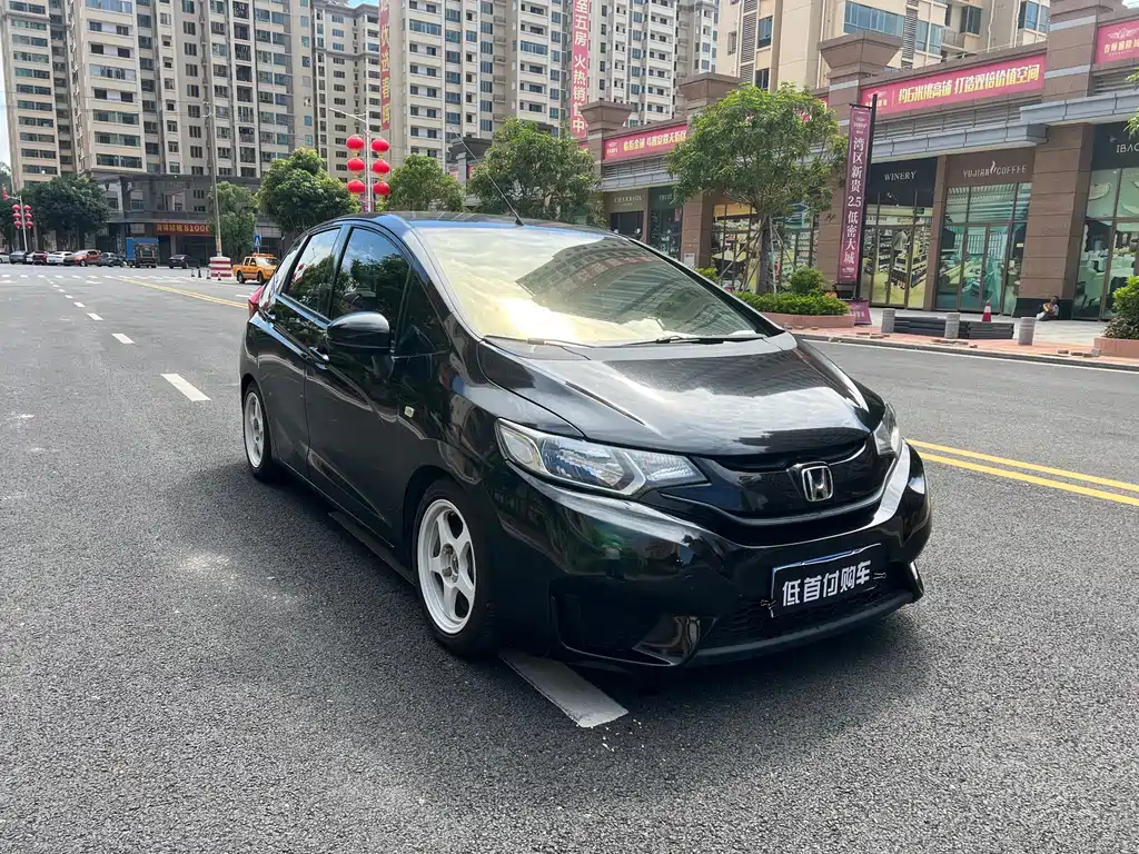 HONDA FIT 2016