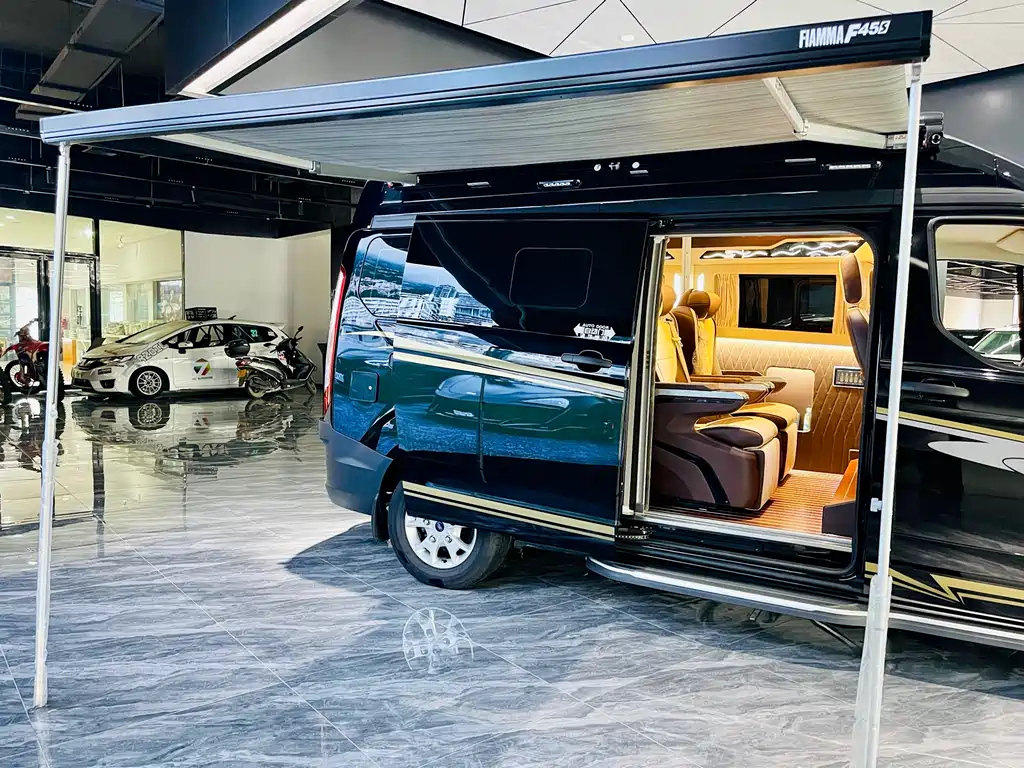 FORD TRANSIT 2022