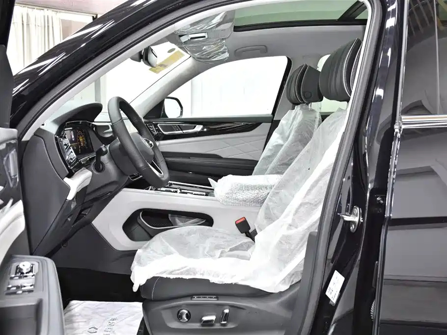 VOLKSWAGEN TOURAN 2024