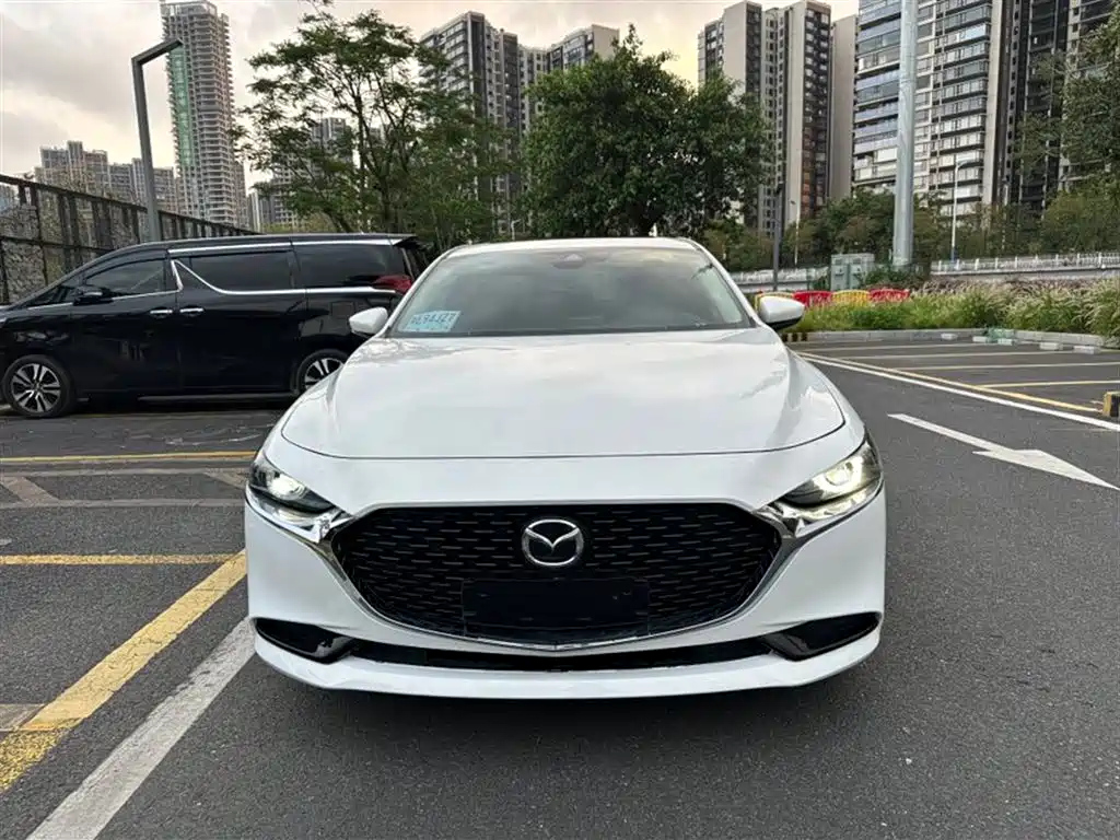 MAZDA 3 AXELA 2023