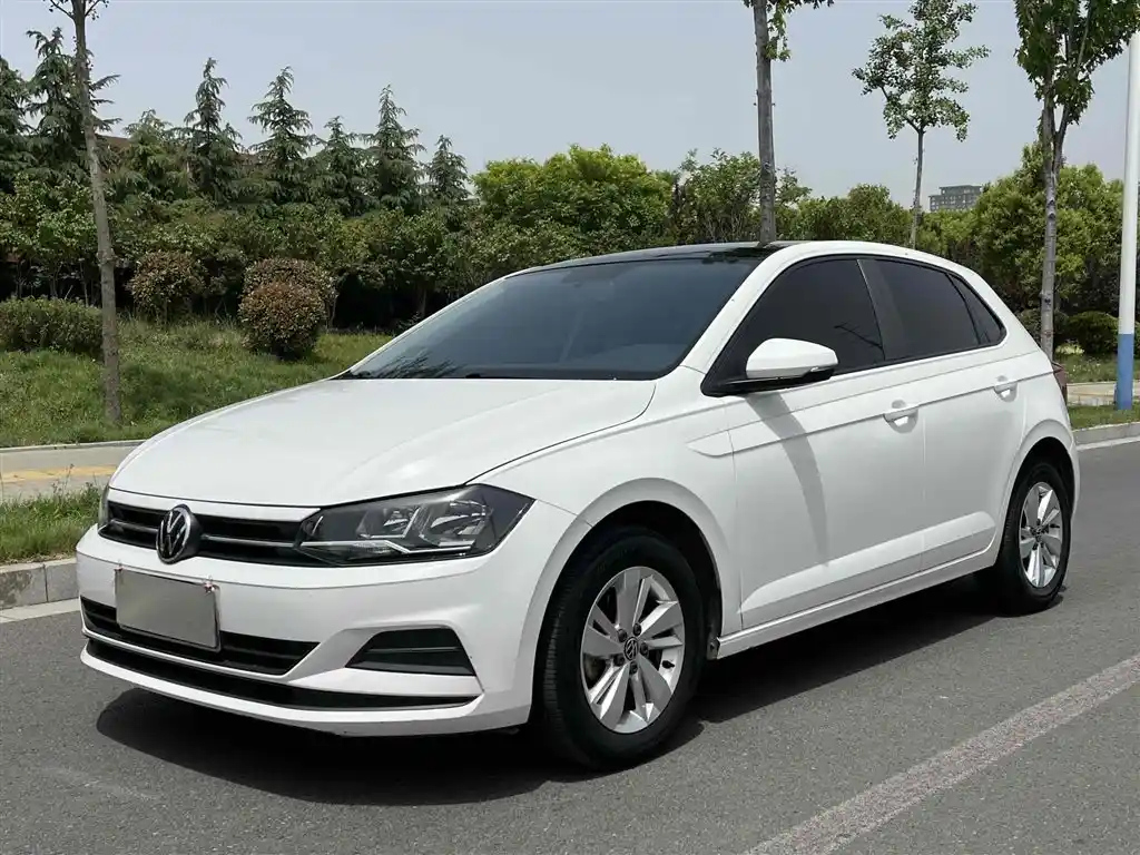 VOLKSWAGEN POLO 2021