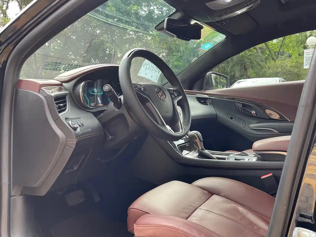 BUICK LACROSSE 2013