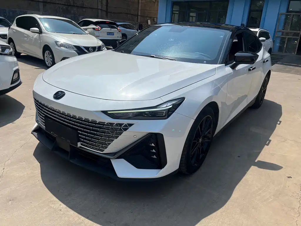 CHANGAN UNI-V 2023
