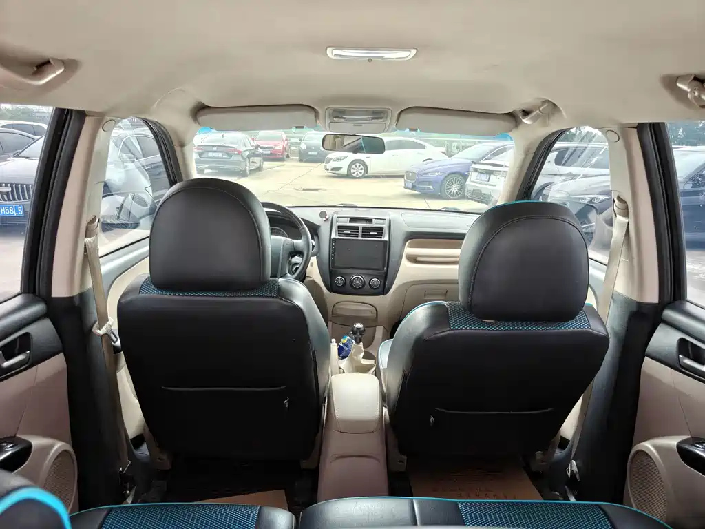 KIA SPORTAGE 2012