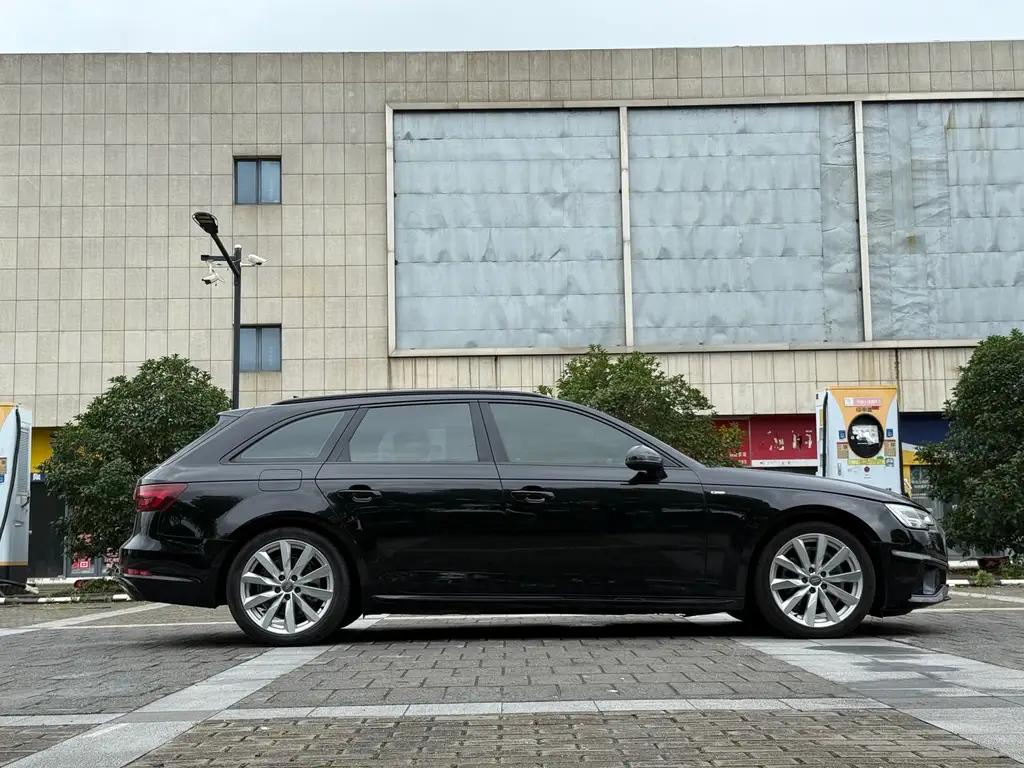 AUDI A4 IMPORT 2020
