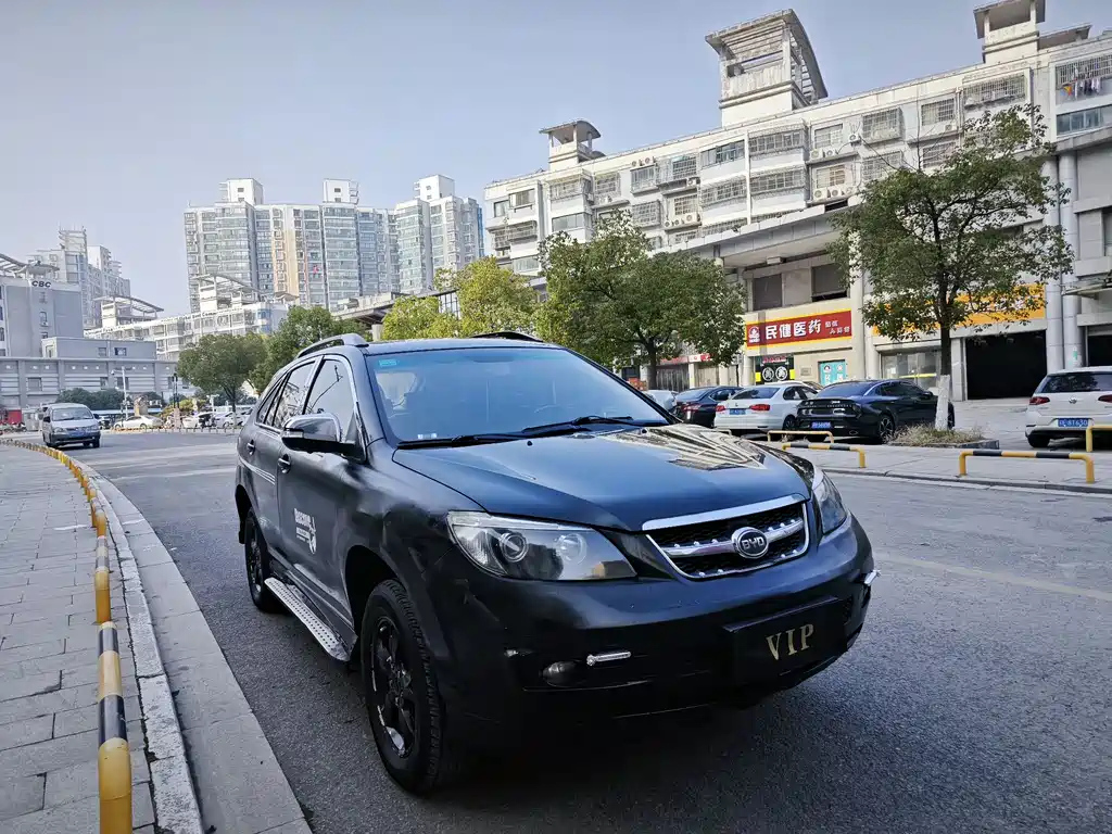 BYD S6 2013