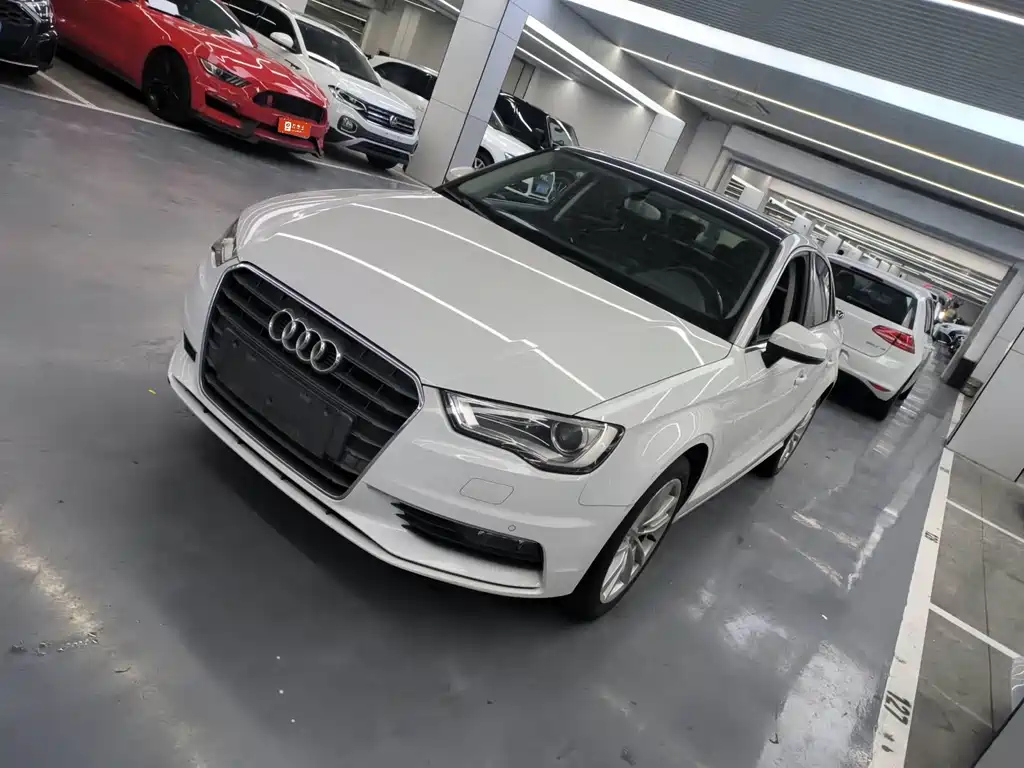 AUDI A3 2015