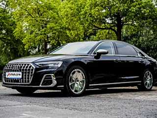 AUDI A8  2022