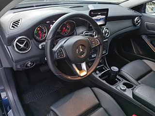 MERCEDES BENZ GLA 2018 YEAR GLA 200 FASHION 2018