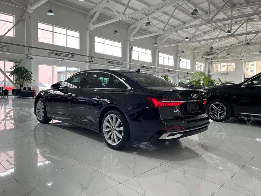 AUDI A6L 2023