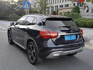 MERCEDES BENZ GLA 2018