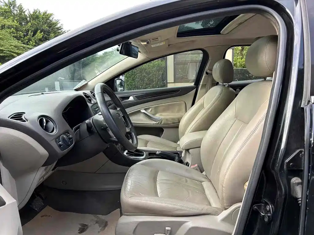 FORD MONDEO - WINNER 2012