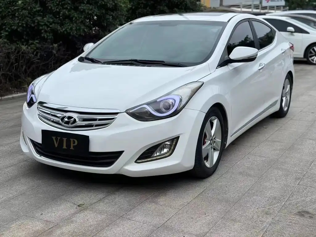 HYUNDAI ELANTRA 2013
