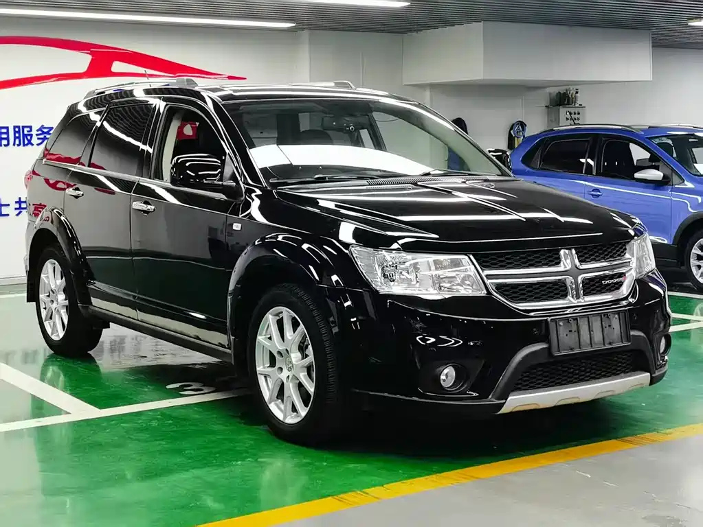 DODGE JCUV 2013